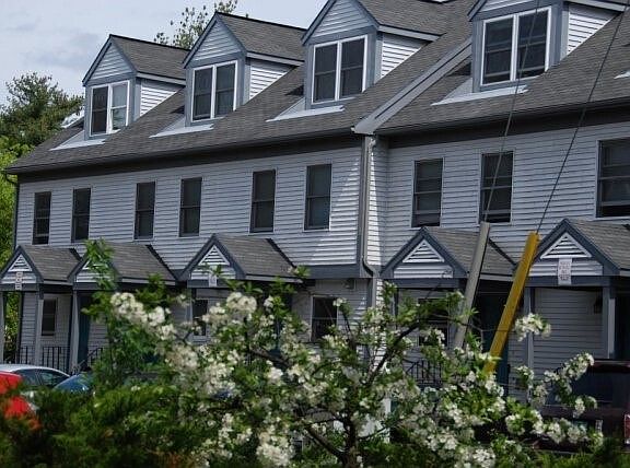 2nd image of 47 Hyde St #10610410