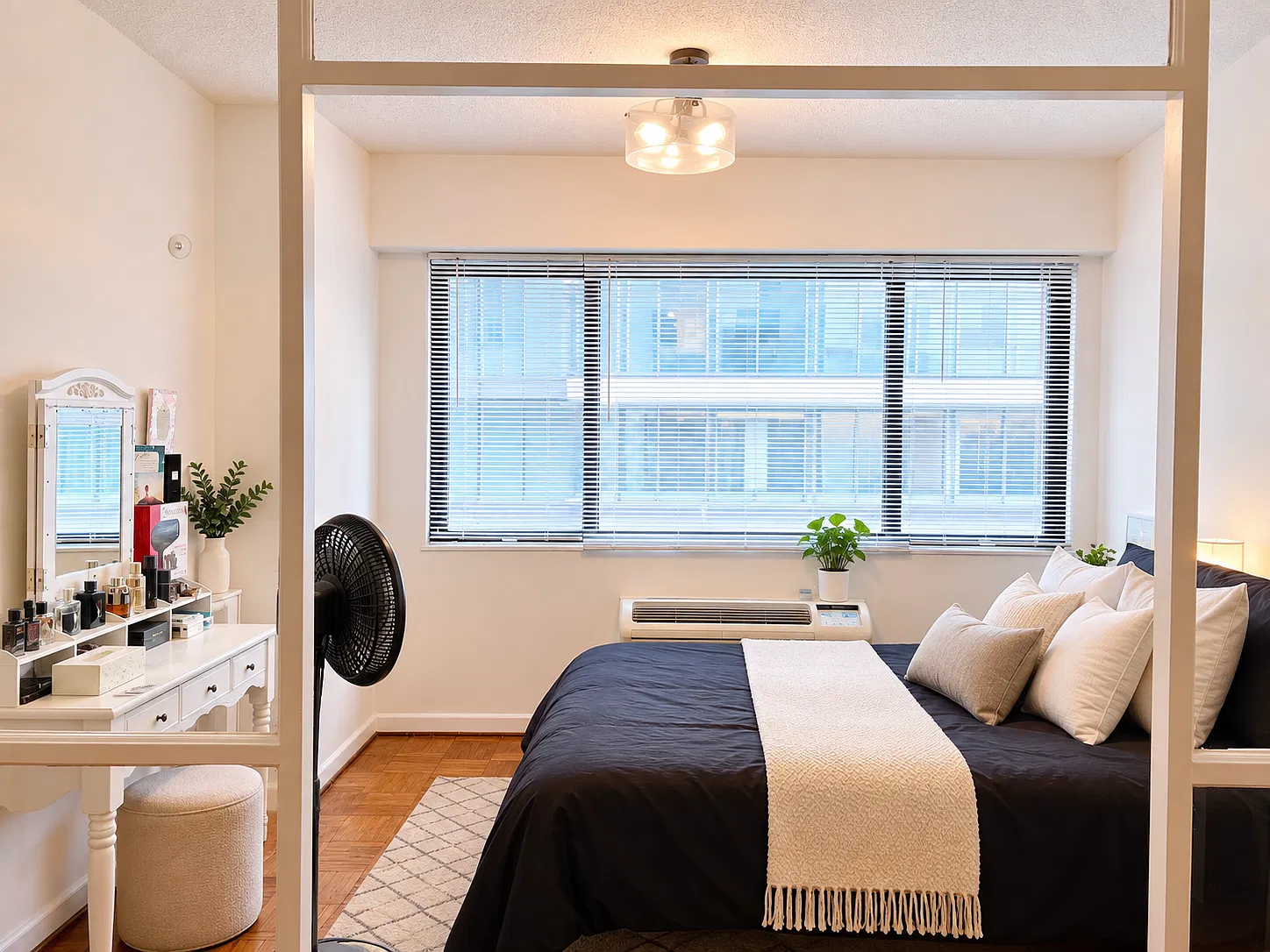 1 bed, 385 sqft, $1,790 — Photo 2