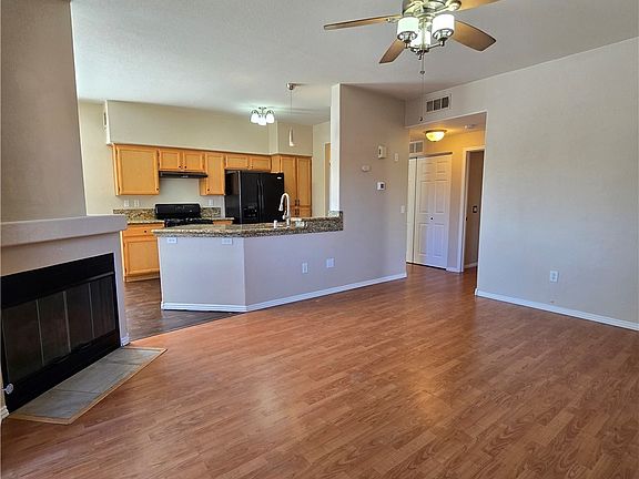 4th image of 1050 E Cactus Ave Unit 2058