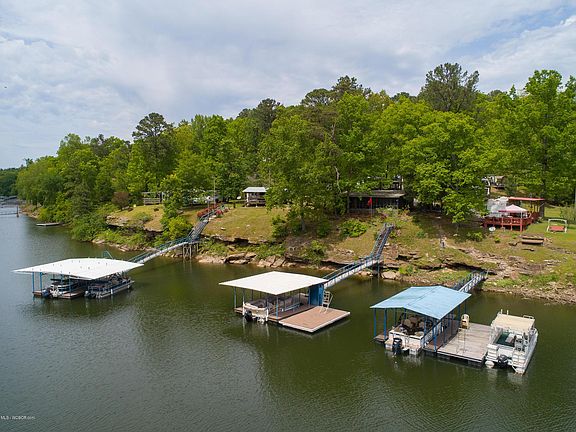 Image 4: Docks