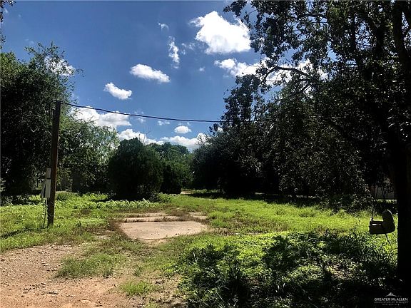 4th image of 408 N Mayberry Blvd