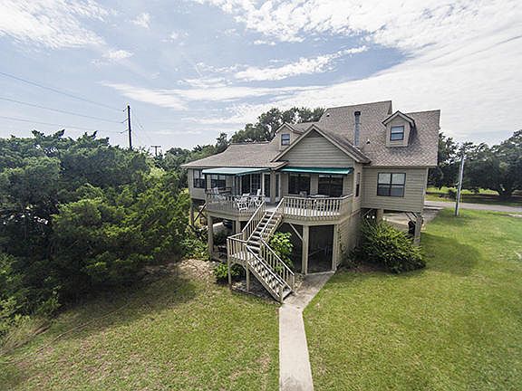 2nd image of 3601 Yacht Club Rd