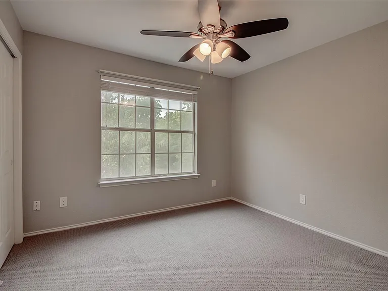 202 S College St #5 — Photo 24