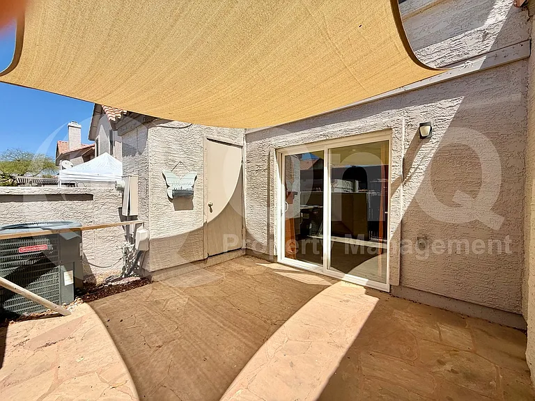 1961 N Hartford St #1049 — Photo 21