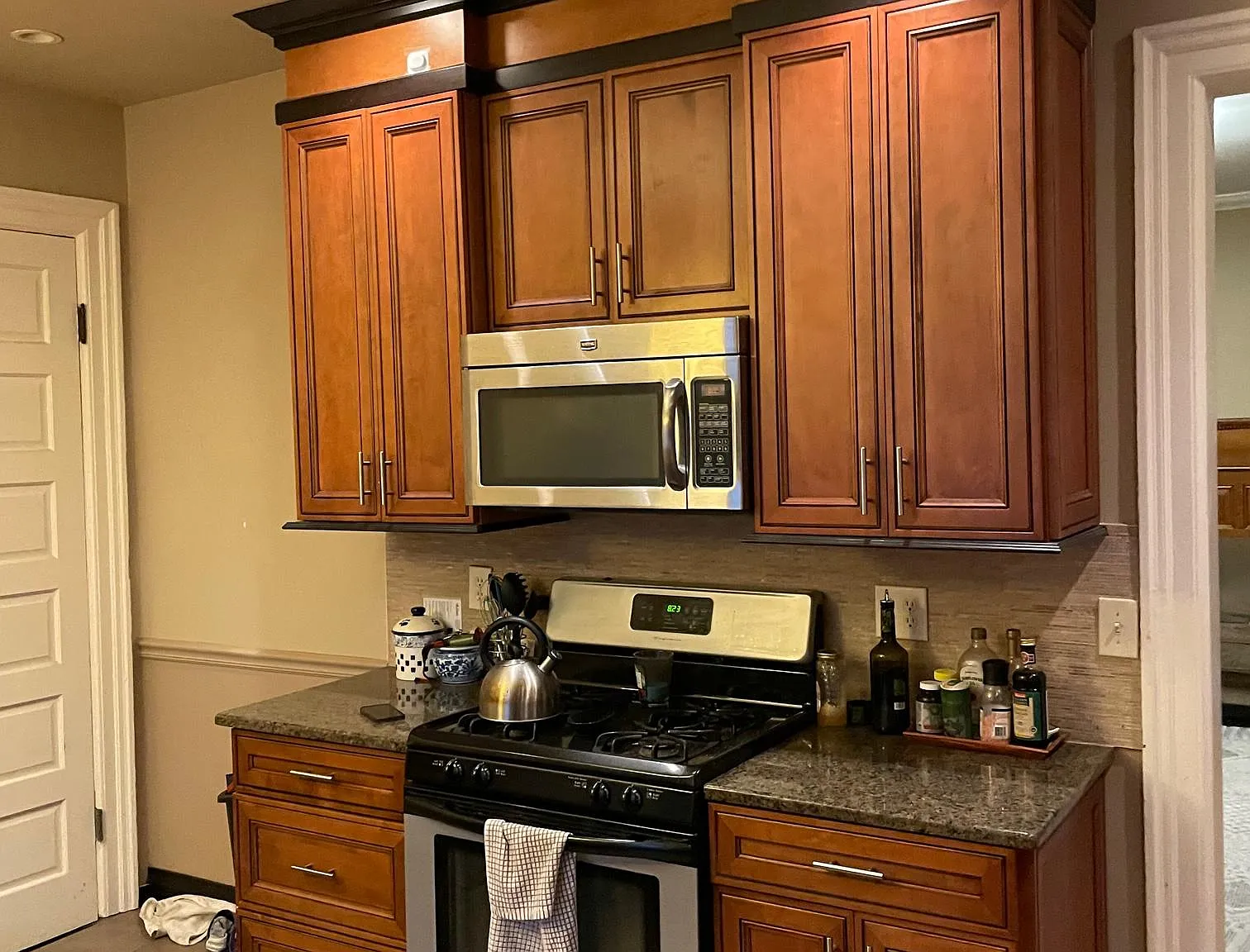 382 Elmwood Ave — Photo 3