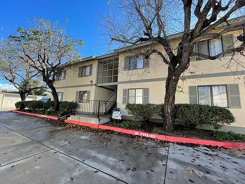 525-529 Acacia Road Photo 1
