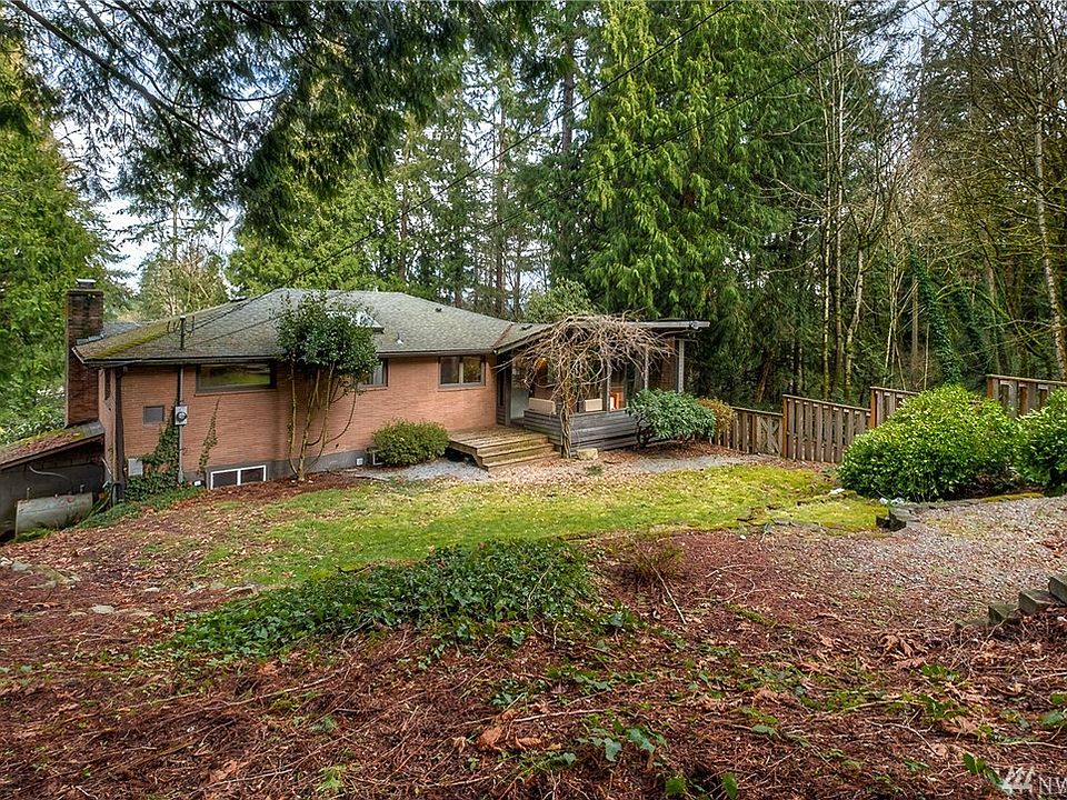 1st image of 16622 SE Newport Way