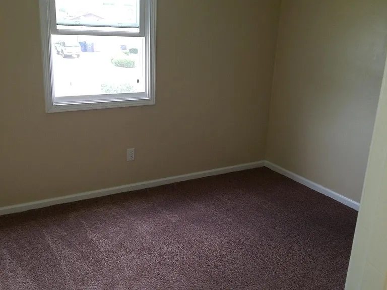 4233 Alhambra Dr — Photo 19