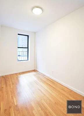 Rented by Bond New York | media 27