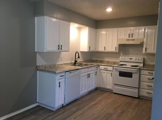 312 Briar Cir W, Crowley, TX 76036
