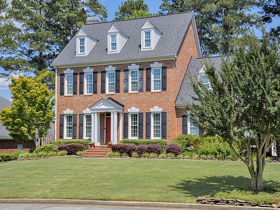 2nd image of 1386 Aylesbury Drive