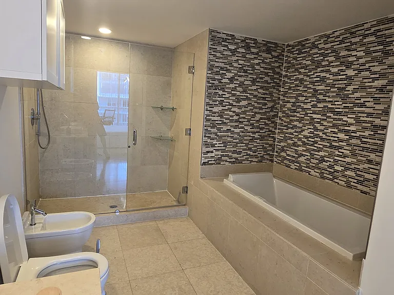 495 Brickell Ave #5310 — Photo 4