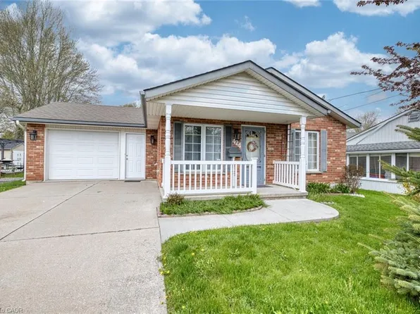 424 John St, Haldimand County, ON N1A 2R2