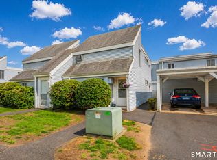 Cinnamon Springs, South Windsor, CT 06074