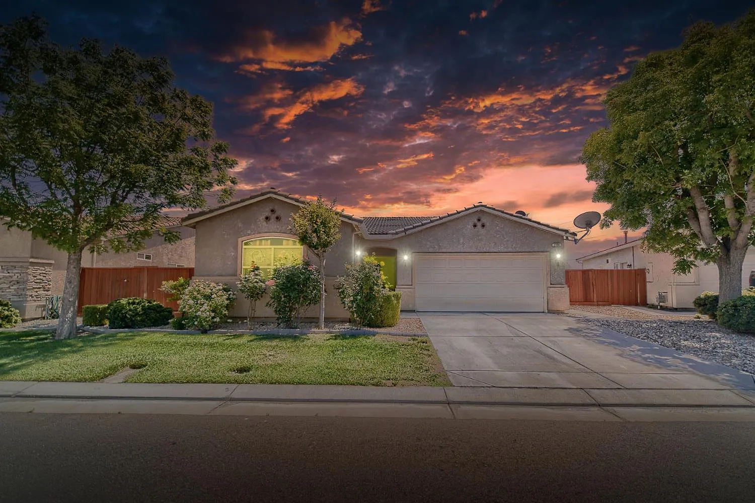 2994 La Vina Cir photo 1