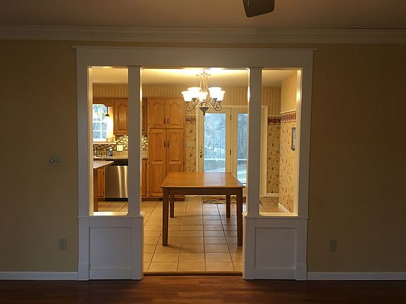 Family Room to Dining Room 