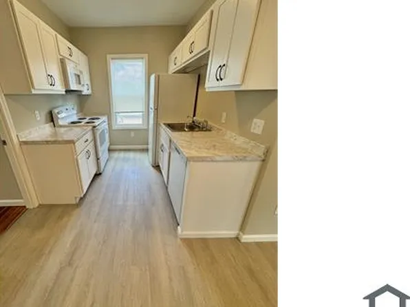 24 Concord St #1, Fall River, MA 02723