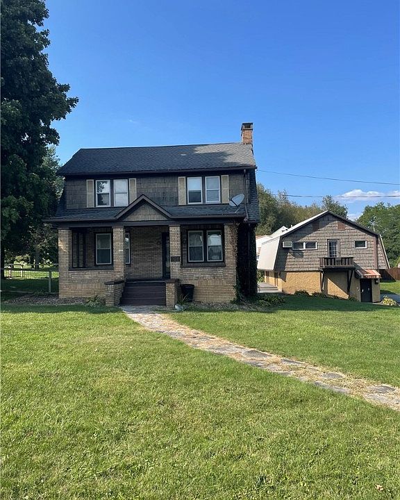 1st image of 105 Pine St