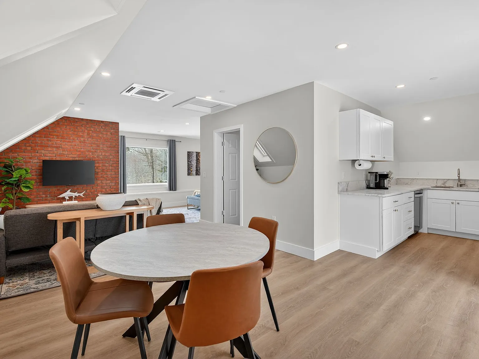 4 John Lane Way — Photo 3
