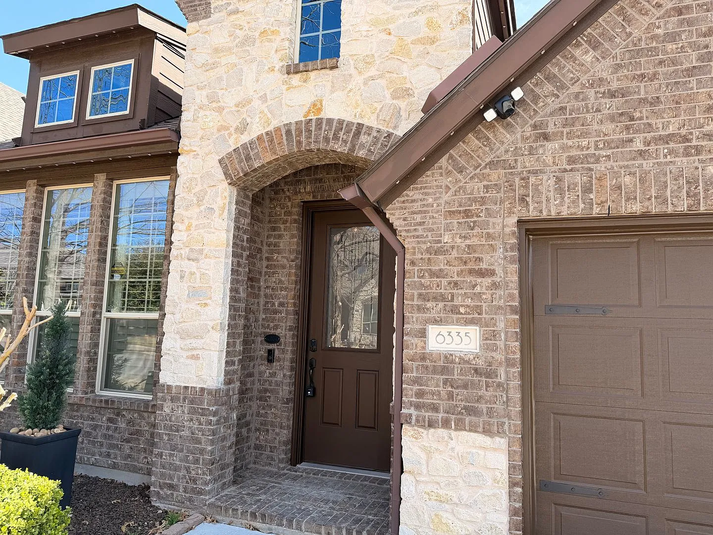 Available Now! Modern Argyle Gem With Study & Resort-Style Amenities Included! 6335 Cedar Sage Tr... — Photo 2