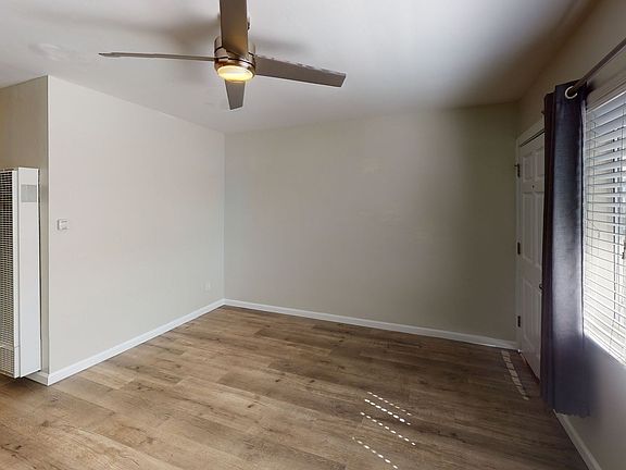 4th image of 202-220 W Fir St #206