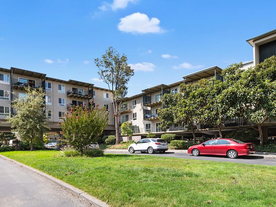 1st image of 818 N Delaware St APT 309