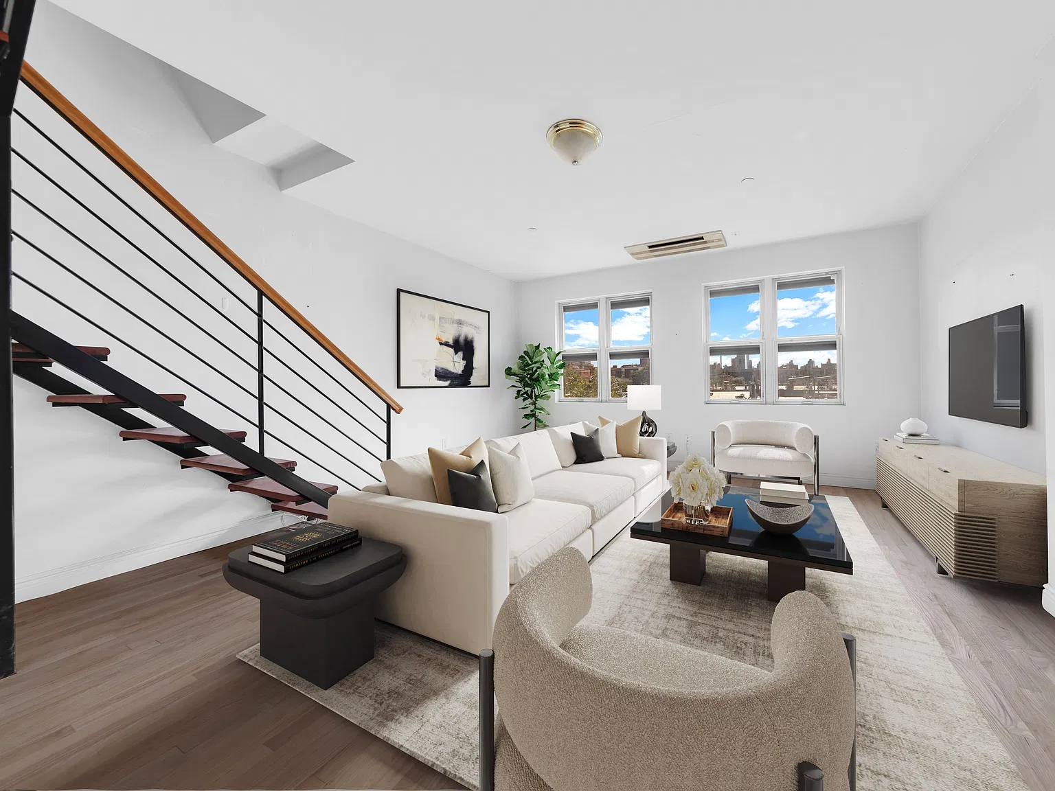 352 West 123rd Street — Photo 2