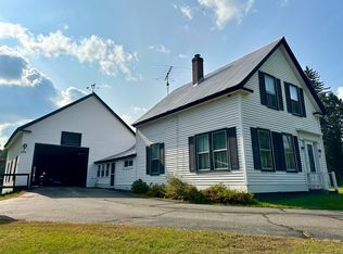 35 Memorial Park Ln, Wayne, ME 04284