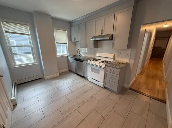29 Waverly St #2, Brighton, MA 02135