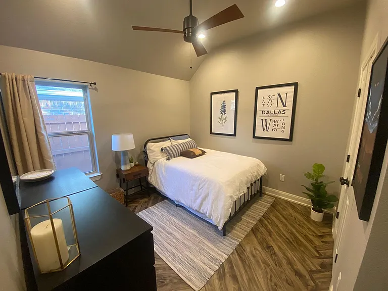 5902 Legacy Dr — Photo 18