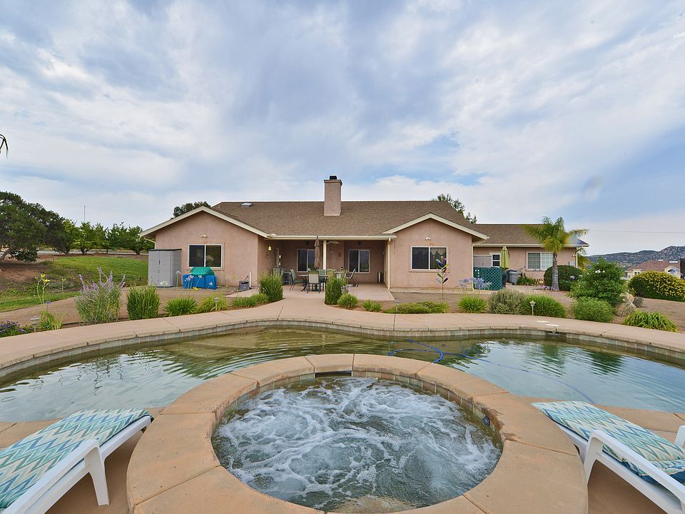 1st image of 25456 Rancho Barona Rd