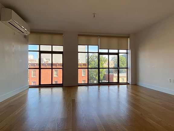 3rd image of 1040 Dean St #404E