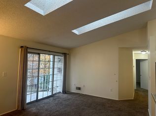 450 Northam Dr, North Brunswick, NJ 08902
