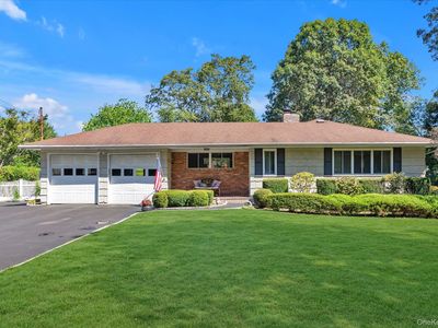 41 Villanova Lane, Dix Hills, NY, 11746