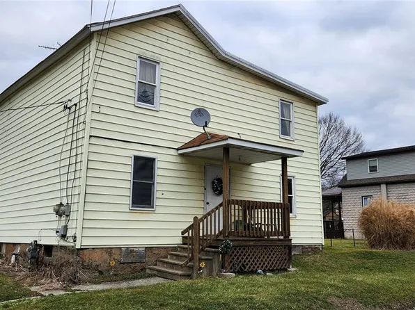 185 Front St #E/w, Robinson, PA 15949