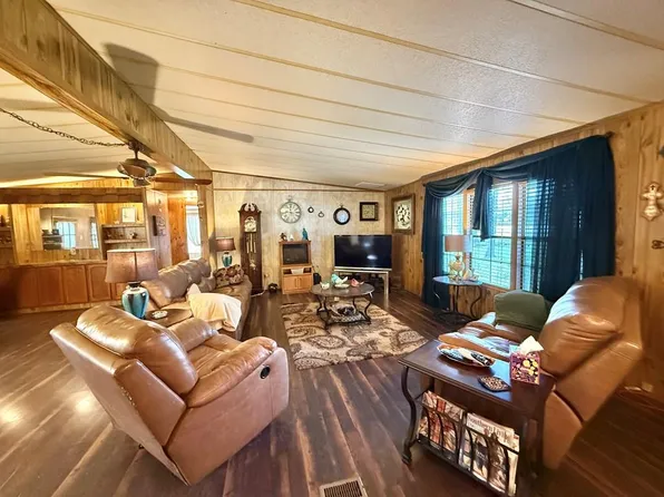 239 Helm Dr S, Hemphill, TX 75948