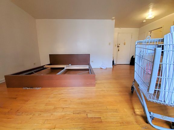 2nd image of 14445 35th Ave APT 3P