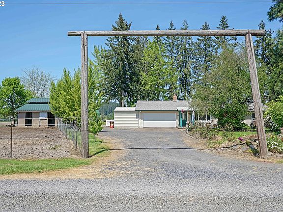 3rd image of 32681 NW Peaceful Ln