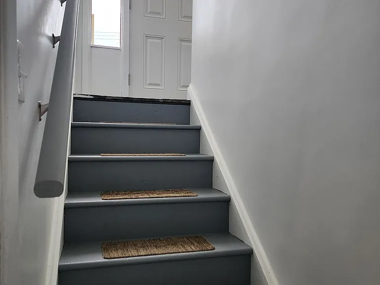 1 Ray St — Photo 24