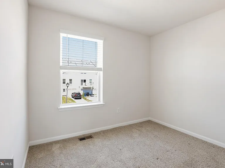 521 Ridgely Blvd — Photo 13