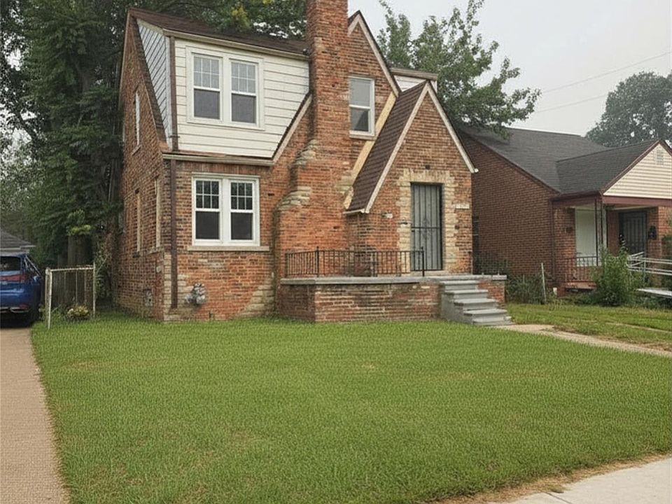 2nd image of 15008 Strathmoor St