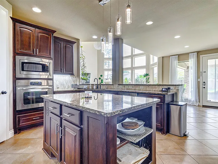 16214 Canova Hill Ln — Photo 18