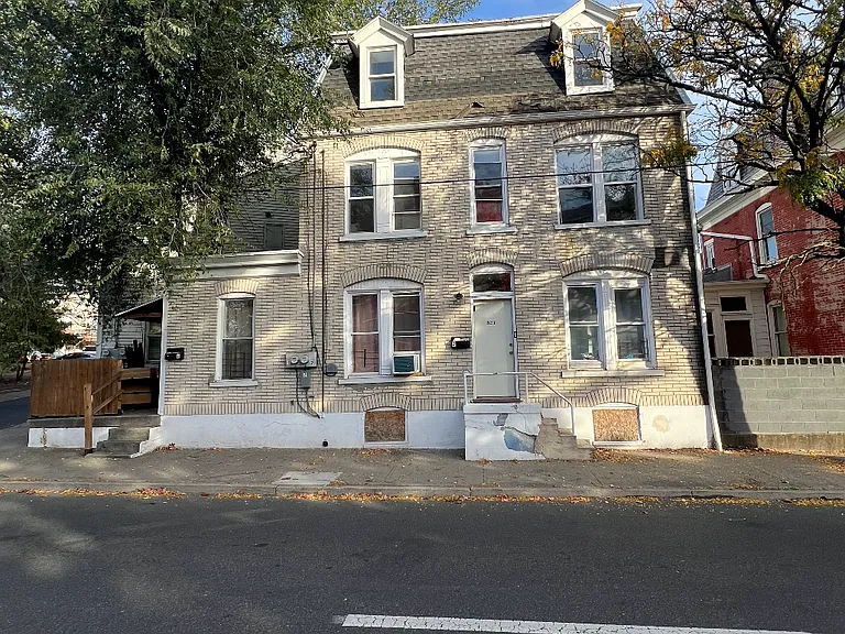 821 Jackson St #2 — Photo 1