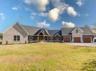 7000 Hannah Ln, Benton, AR 72019