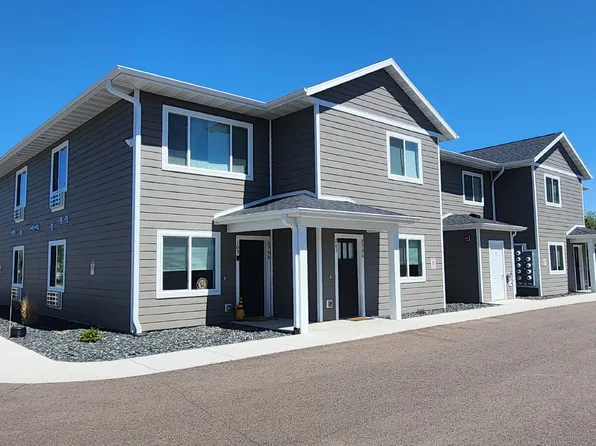 2566 118th St APT 104, Chippewa Falls, WI 54729