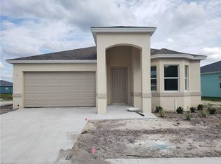 1065 Hamilton St, Immokalee, FL 34142