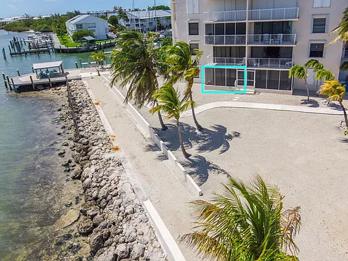2000 Coco Plum Dr #106 Photo 1