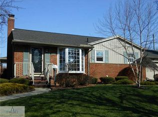 1020 Mitchell Ave, Lansing, MI 48917