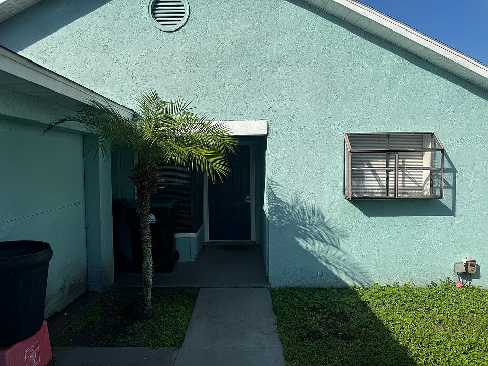 1st image of 850 Grenadier Dr