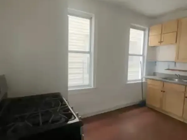 31 Jackson St APT 1, Passaic, NJ 07055